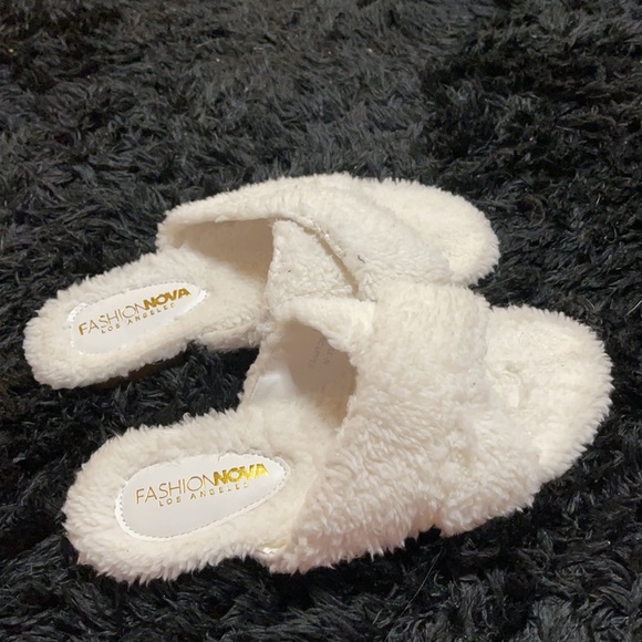 Slippers - Picture 2 of 2